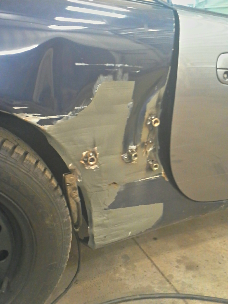 The first bit of real repair work was just straightening out the panel so a new one could eventually be cut and welded in. Life got in the way of actually finishing it but it was a start